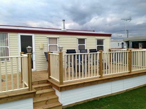 Caravan holiday clacton - caravan,